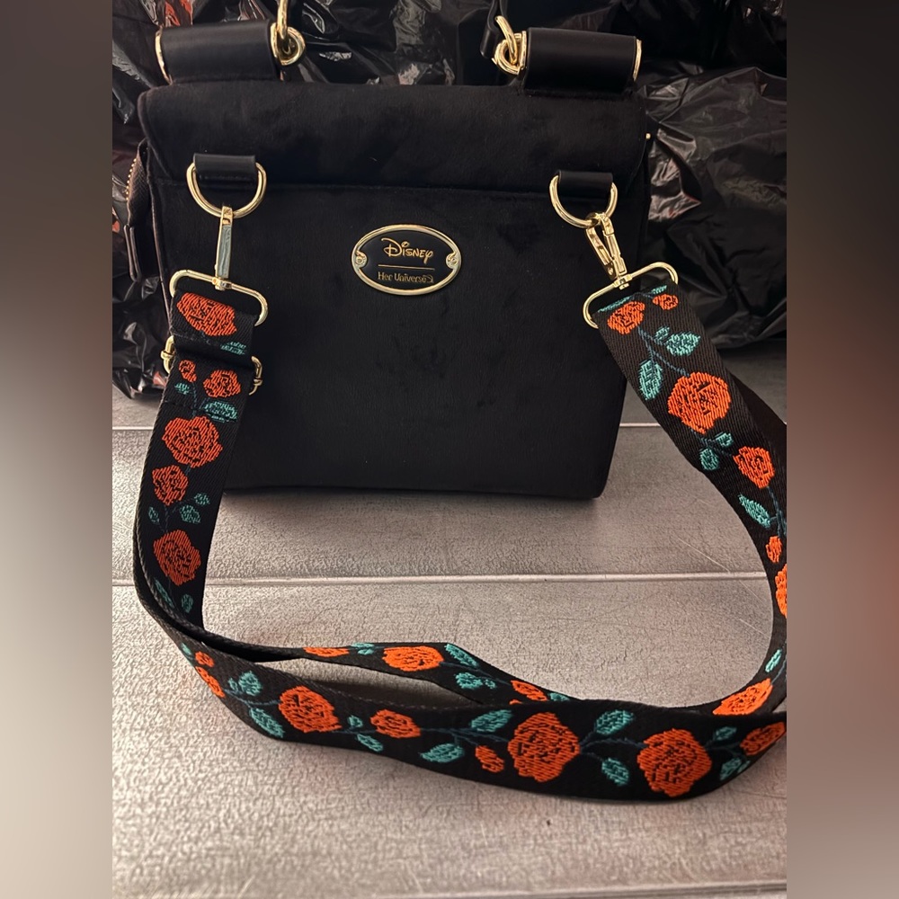 Her universe beauty and the beast rose purse bag Disney belle“accepting 130” - Picture 4 of 5